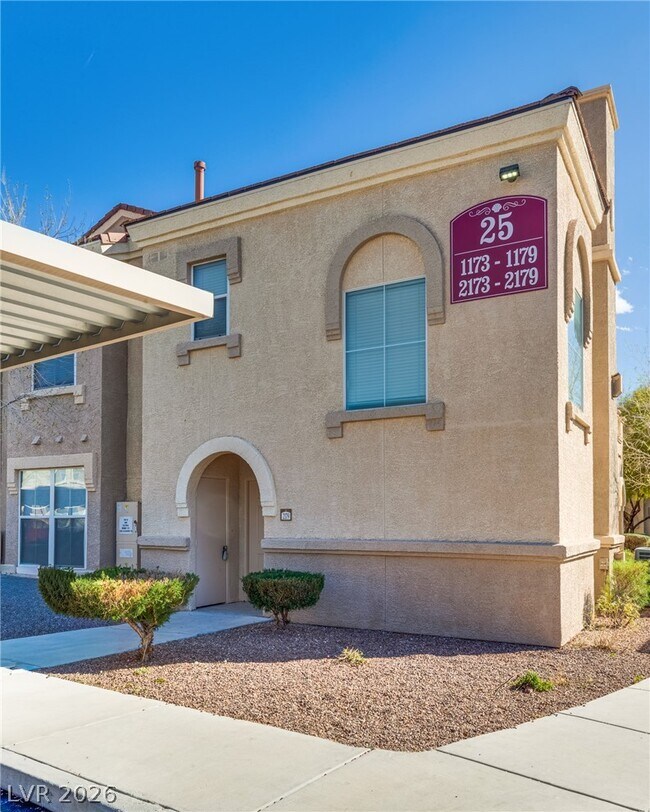 Building Photo - 10550 W Alexander Rd