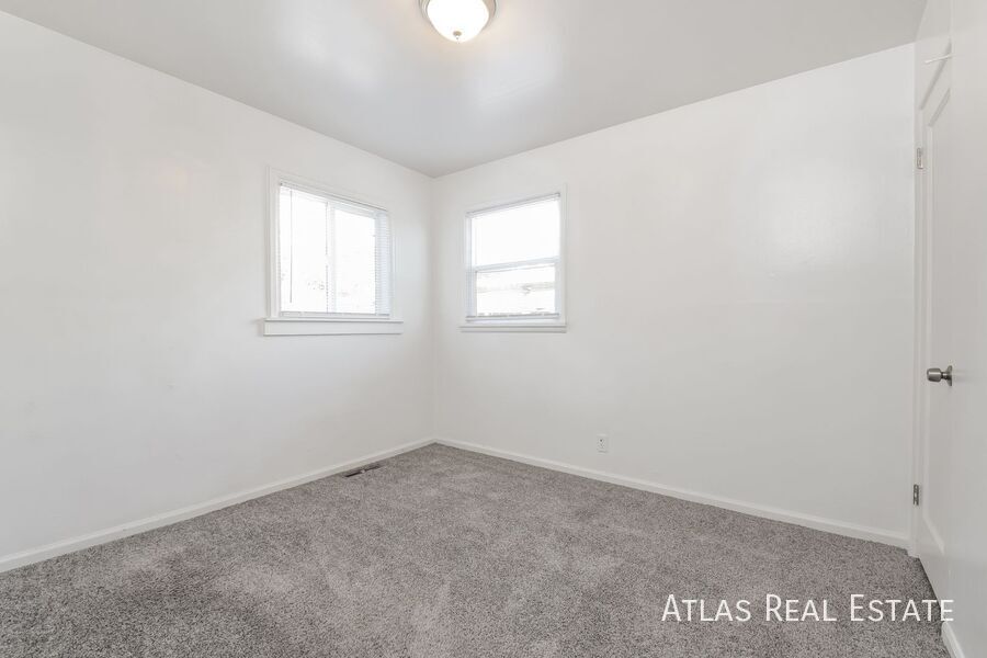 Building Photo - 217 S Xavier St