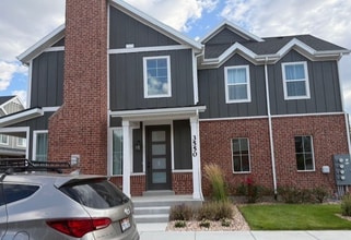 Building Photo - 3550 Lancelot Dr