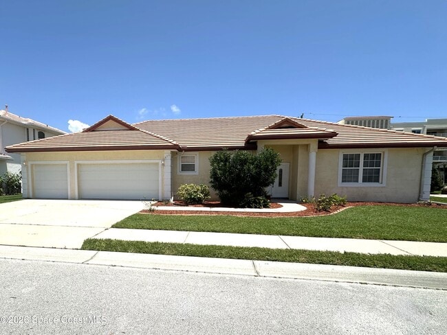 Building Photo - 616 Manatee Bay Dr