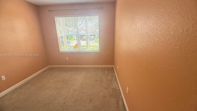 Building Photo - 3654 SW 162nd Ave