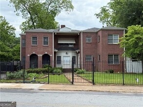 Building Photo - 3548 E Main St
