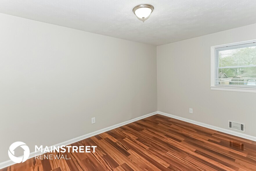 Building Photo - 6702 Londonderry Dr