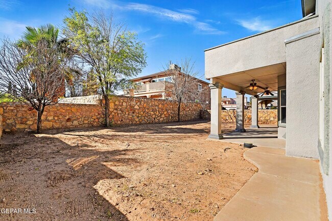 Building Photo - 1315 Olga Mapula Dr