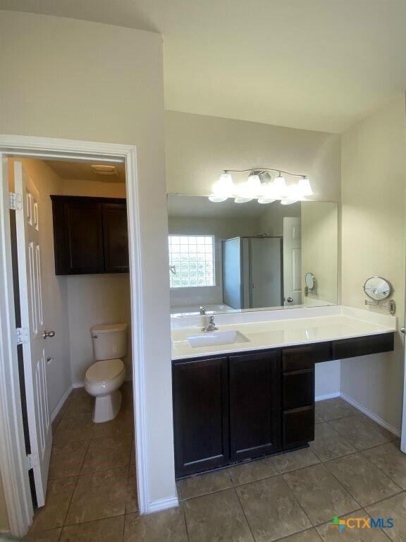 Building Photo - 3504 Lorne Dr
