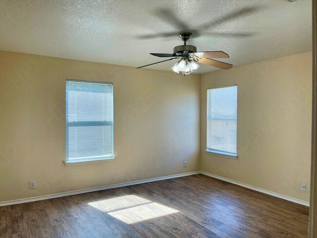 Building Photo - 955 Marble Point