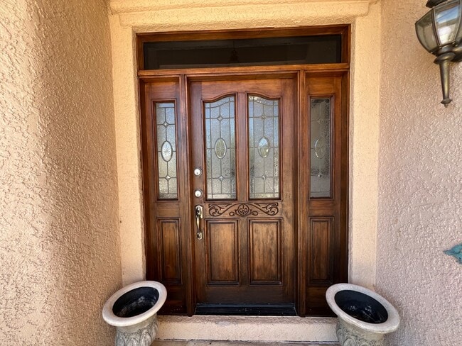 Building Photo - 5631 N Paseo Otono