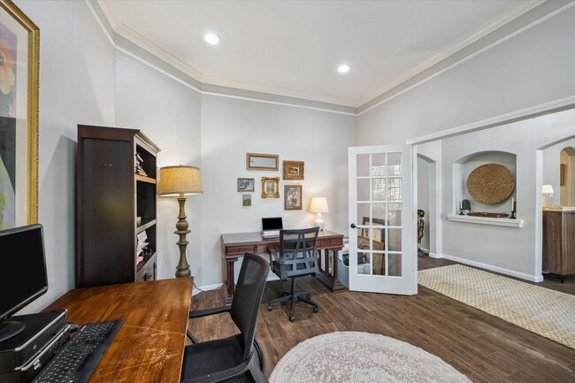 Building Photo - 16131 Castlegrove Ct