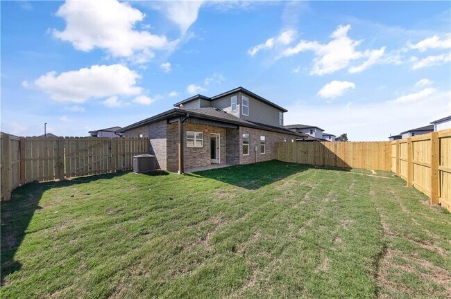 Building Photo - 601 Cosmos St
