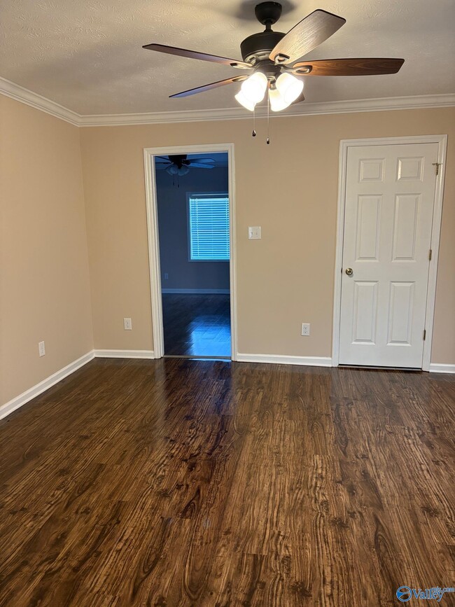 Building Photo - 19669 Moyers Rd