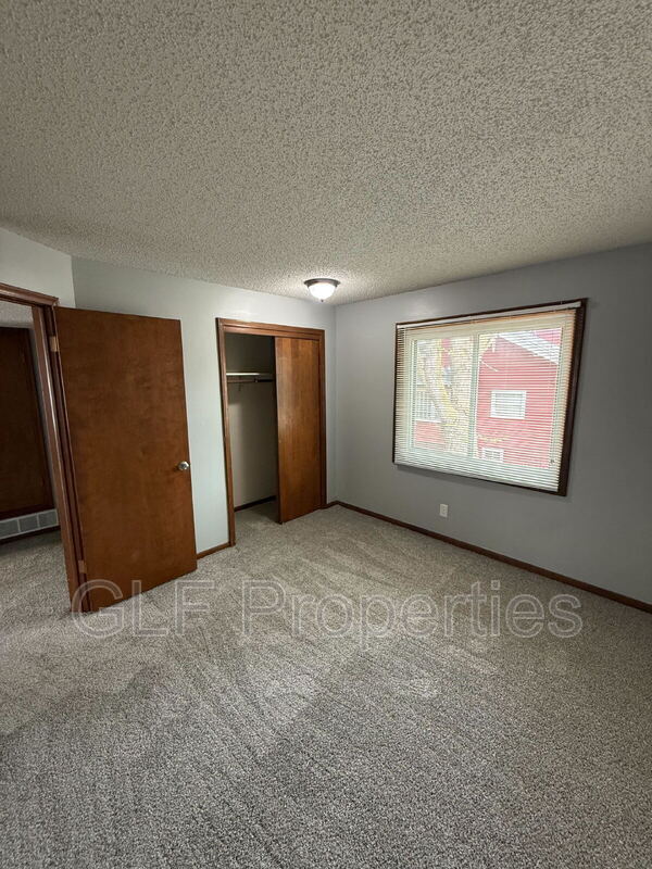 Building Photo - 46 Bradford St