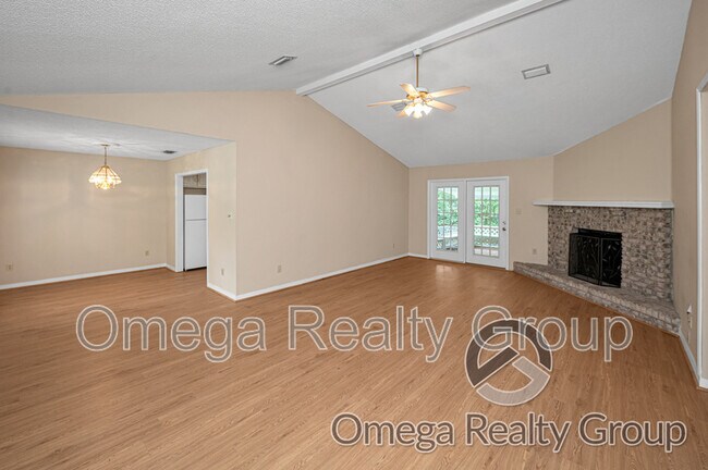 Building Photo - 4267 Springview Dr