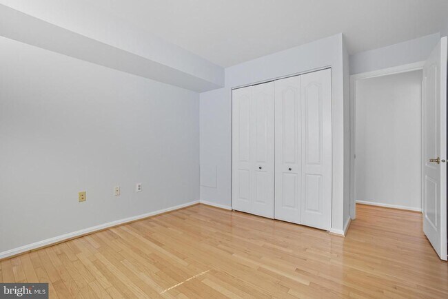 Building Photo - 8399 Montgomery Rd