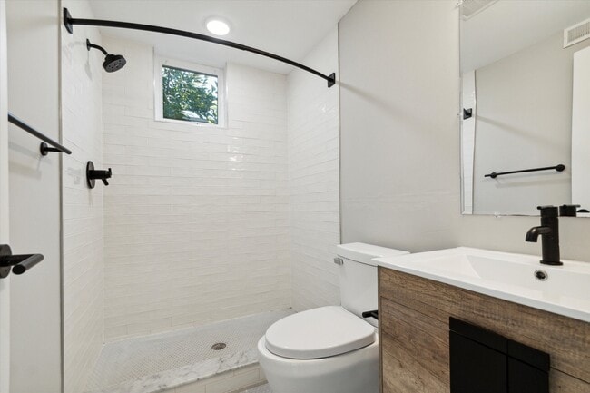 Building Photo - 1739 Page St