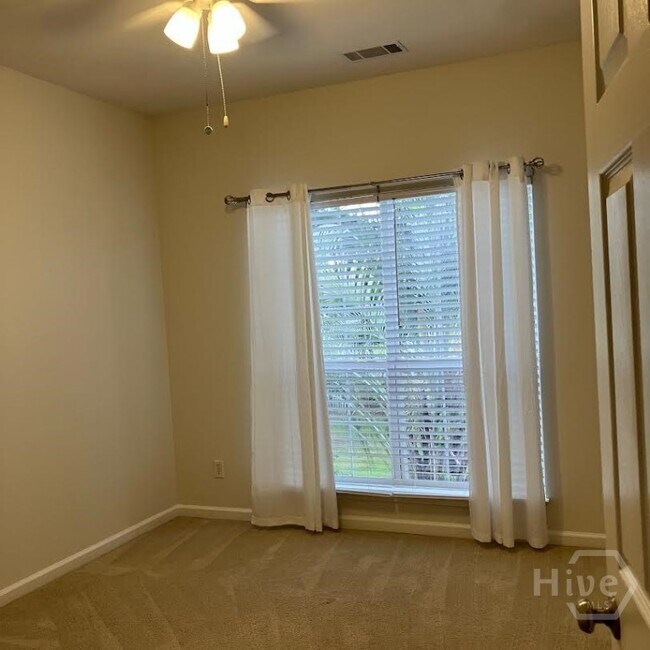 Building Photo - 186 Sterling Woods Dr