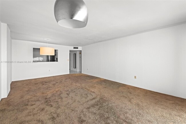 Building Photo - 2780 NE 183rd St