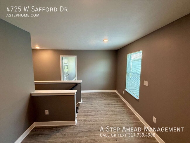Building Photo - 4725 W Safford Dr