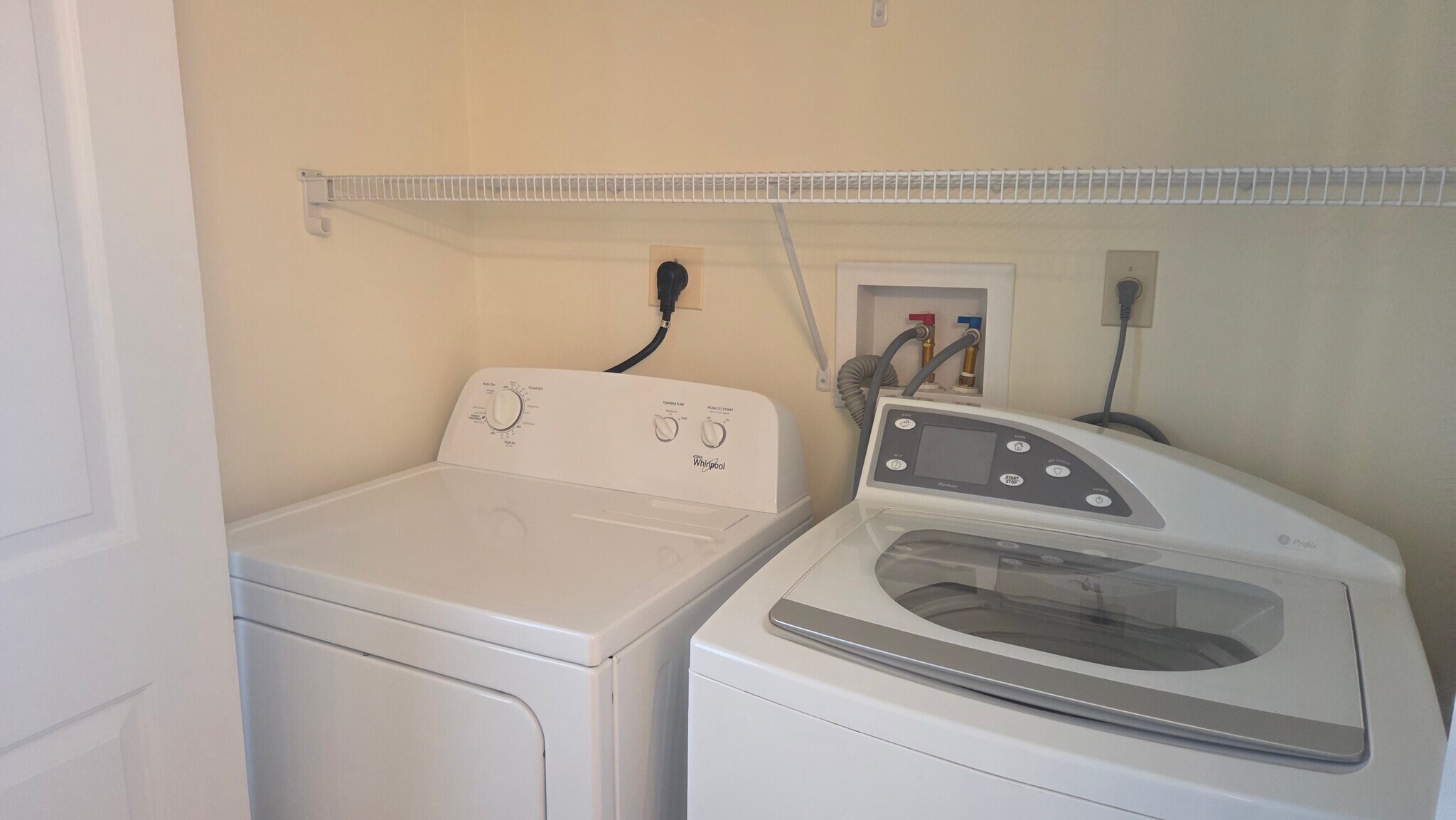 Building Photo - 559 Minor St