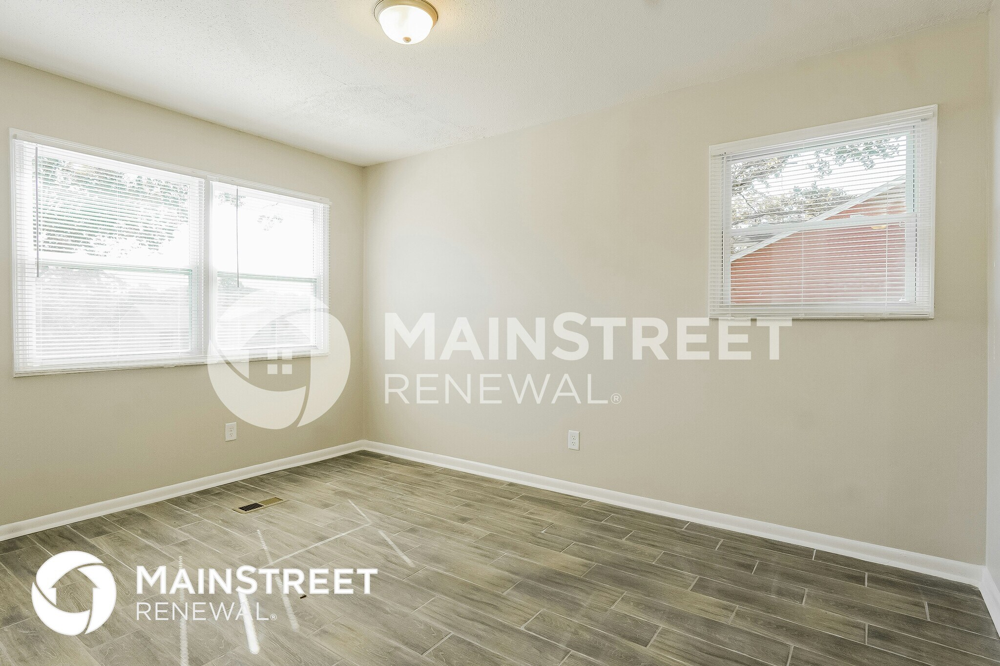 Building Photo - 2818 Micmac Dr