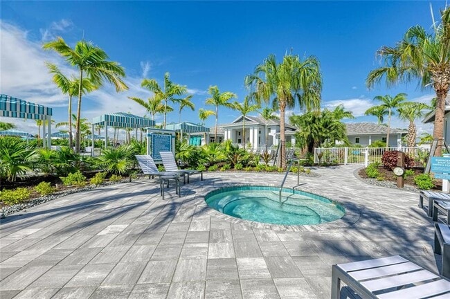 Building Photo - 6629 Fort Pierce Ave