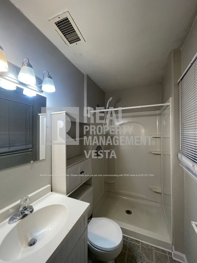 Building Photo - 102 Hope Pl