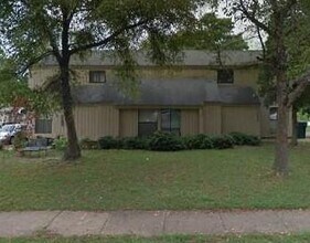 Building Photo - 3298 Fairbanks St