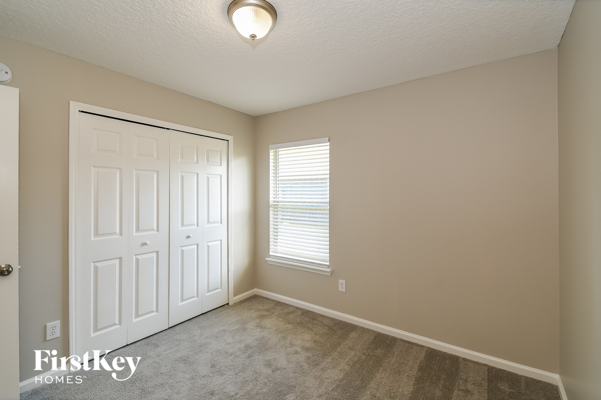 Building Photo - 182 Greenfield Dr