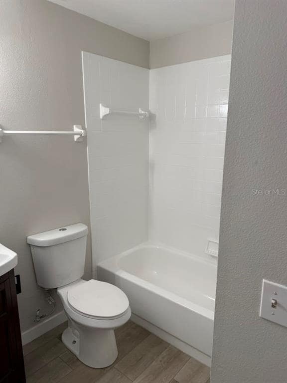 Building Photo - 2154 Rj Cir