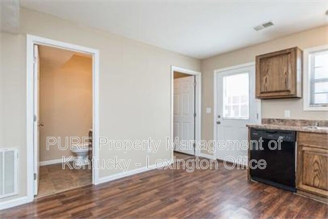 Building Photo - 1006 Whipporwill Dr