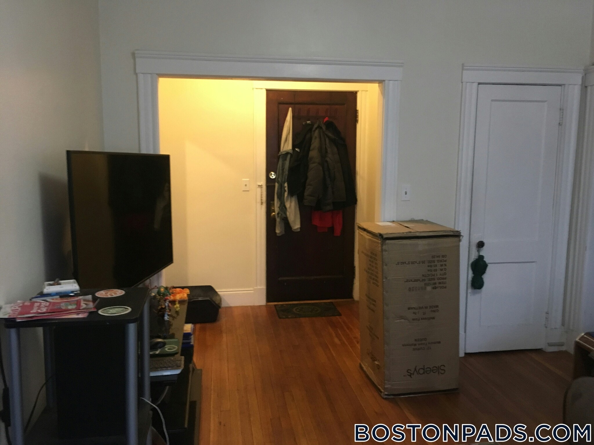 Building Photo - 17-19-19 Washington St S