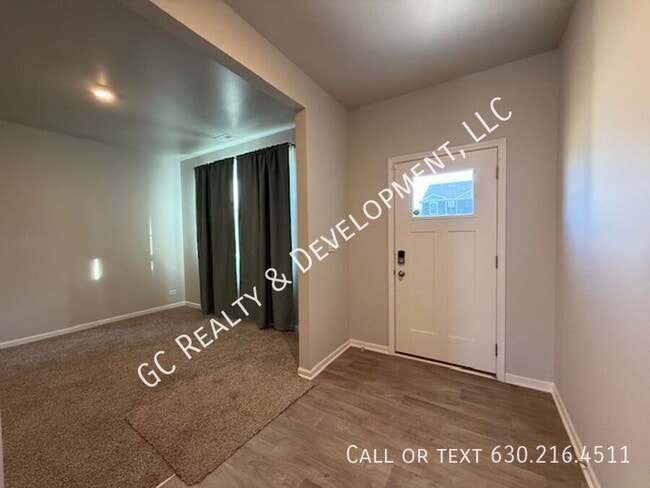 Building Photo - 1694 Cottage Dr