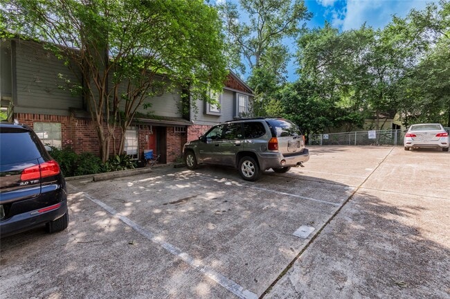 Building Photo - 1228 Ave O