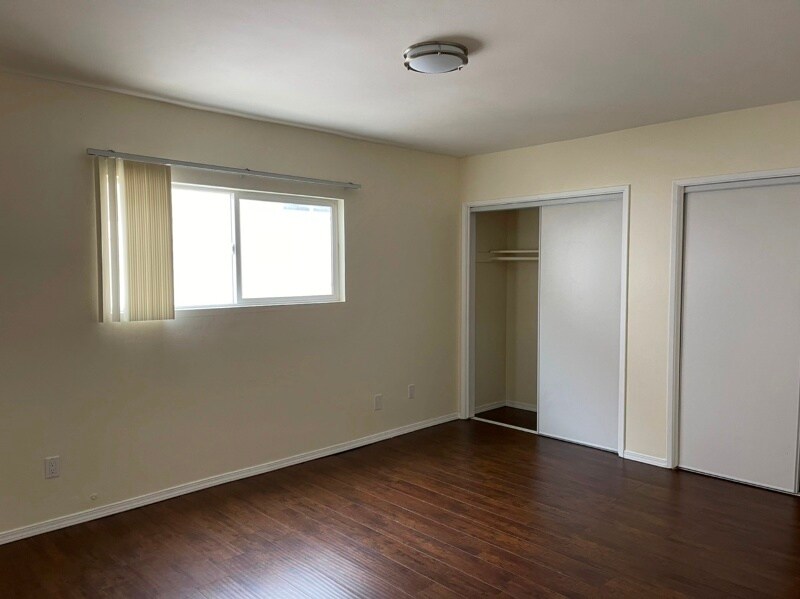 Building Photo - 2104 Huntington Ln