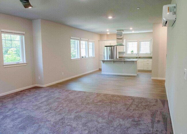 Building Photo - 12003 SE High Creek Rd