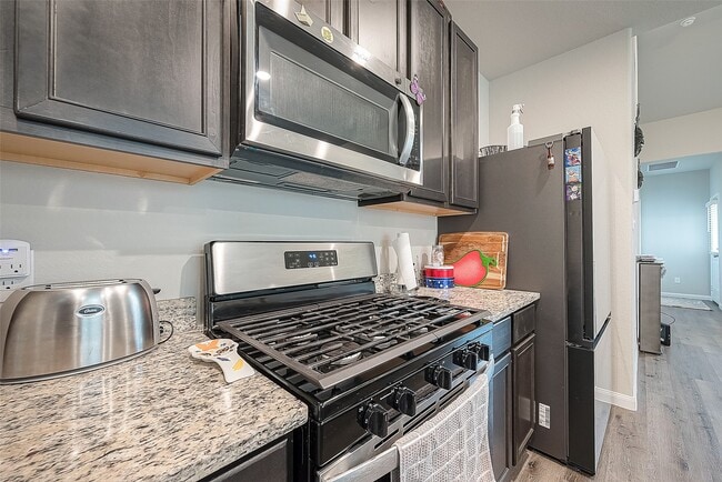 Building Photo - 1317 Mount Bassie Trl