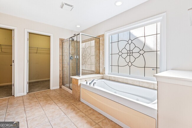 Building Photo - 3062 Eastbrook Terrace