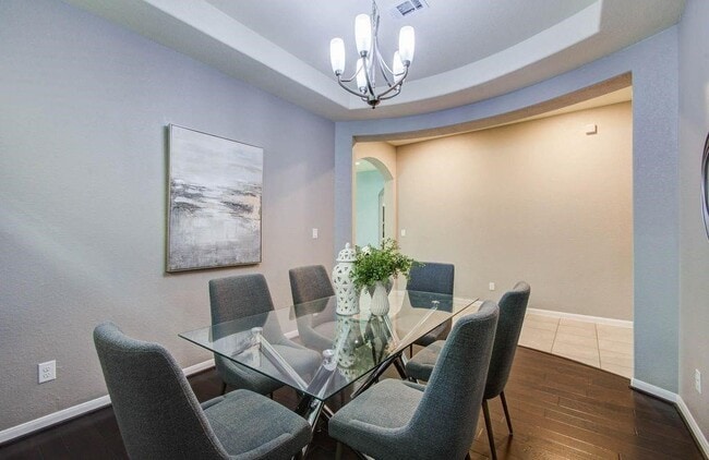 Building Photo - 17622 Quiet Shores Dr