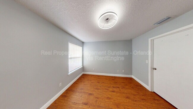 Building Photo - 714 Sugar Bay Way