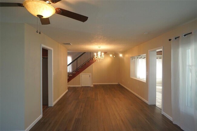 Building Photo - 3603 S Belcher Dr