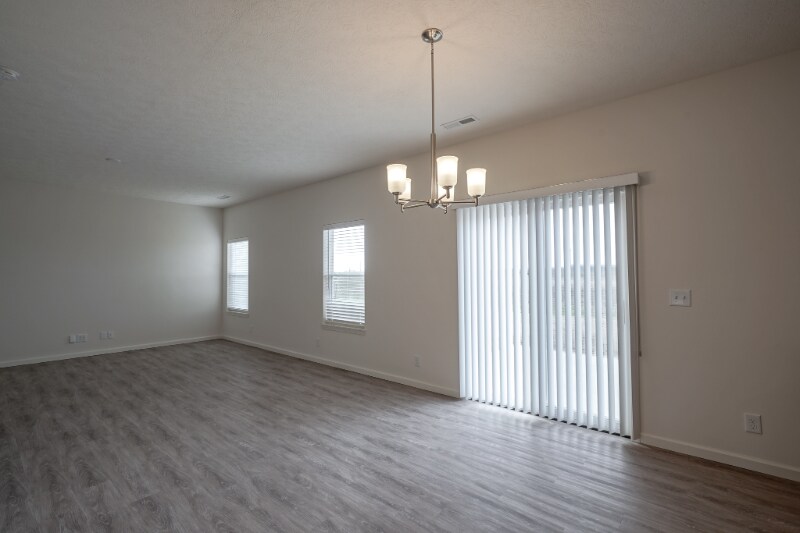 Building Photo - 1133 Thorny Ln