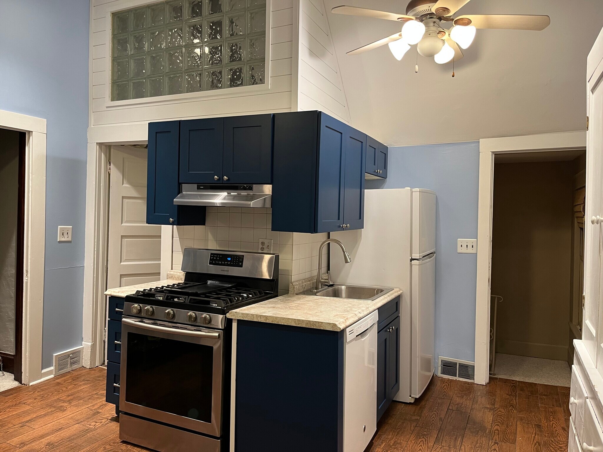 New kitchen - 325 S Main St