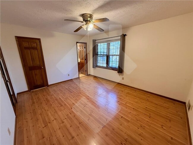 Building Photo - 3454 Brandon Hall Way