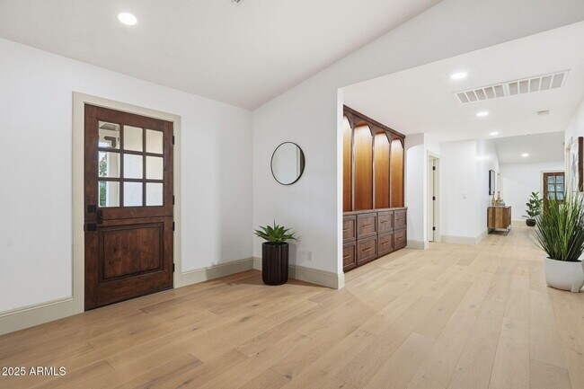 Building Photo - 2315 N 42nd St