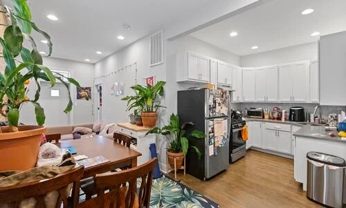 Building Photo - 2354 N Elston Ct