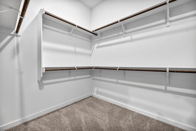 Building Photo - 121 High Plains Dr