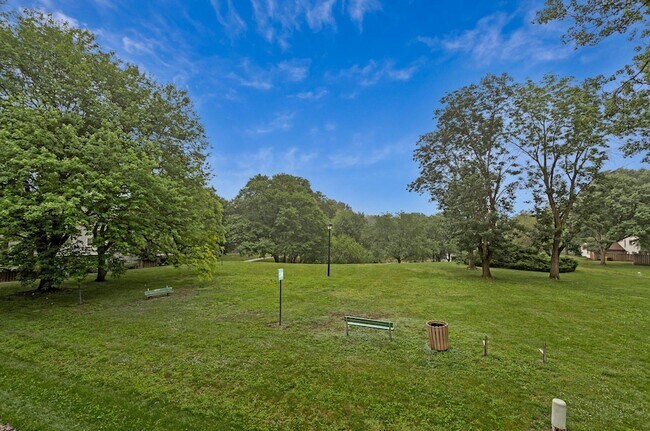 Building Photo - 1675 Ridgely Ct