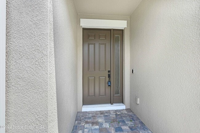 Building Photo - 8483 Loren Cove Dr