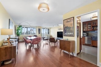 Building Photo - 6040 JFK Blvd E