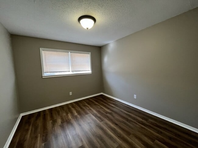 Building Photo - Renovated 3 Bedroom 1 Bath Home for Rent!!