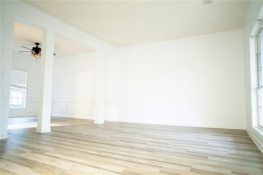 Building Photo - 1315 Great River Pkwy SE